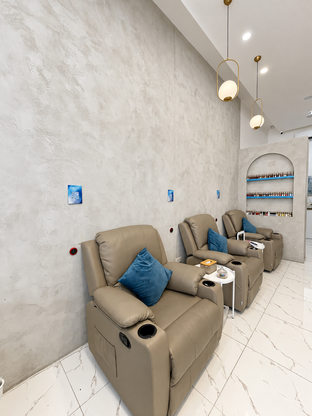 Inside byoo + tee clinic, San Francisco – Biñan