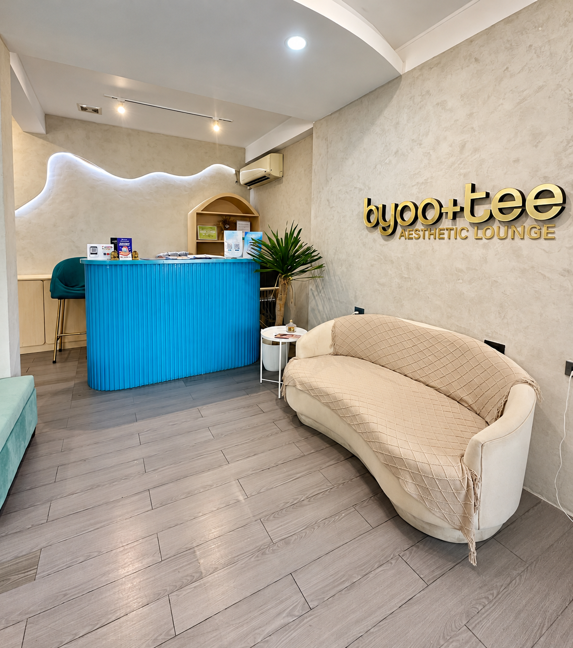 Inside byoo + tee clinic, Salawag – Dasmariñas
